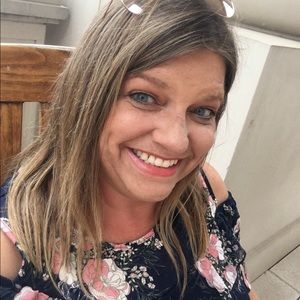 Meet your Posher, Stacy